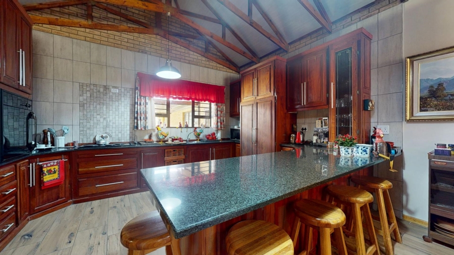 17 Bedroom Property for Sale in Vyfhoek A H North West